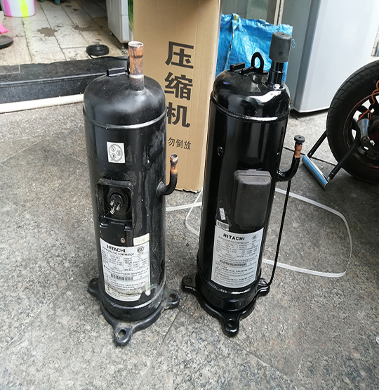 达尔罕茂明中央空调压缩机的更换维修